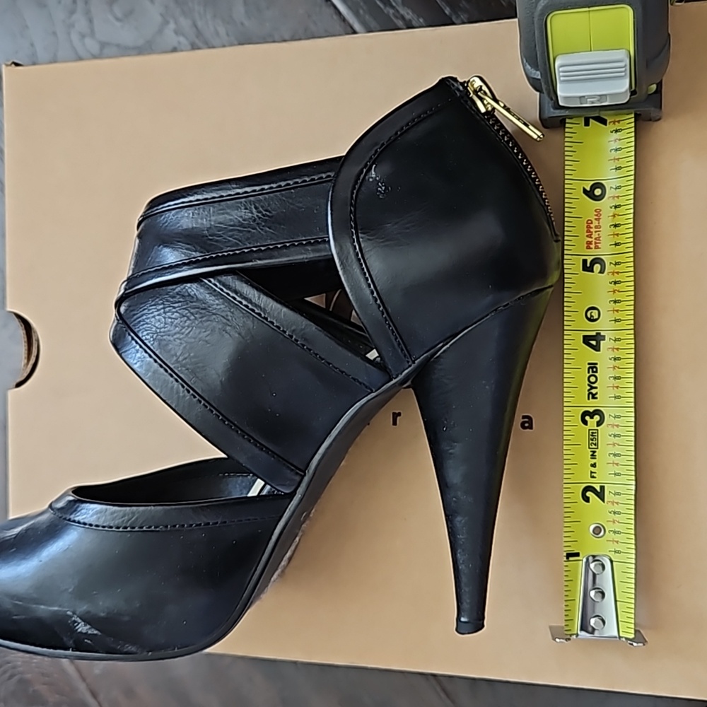 H&M Zip-Back Pumps - Picture 6 of 6
